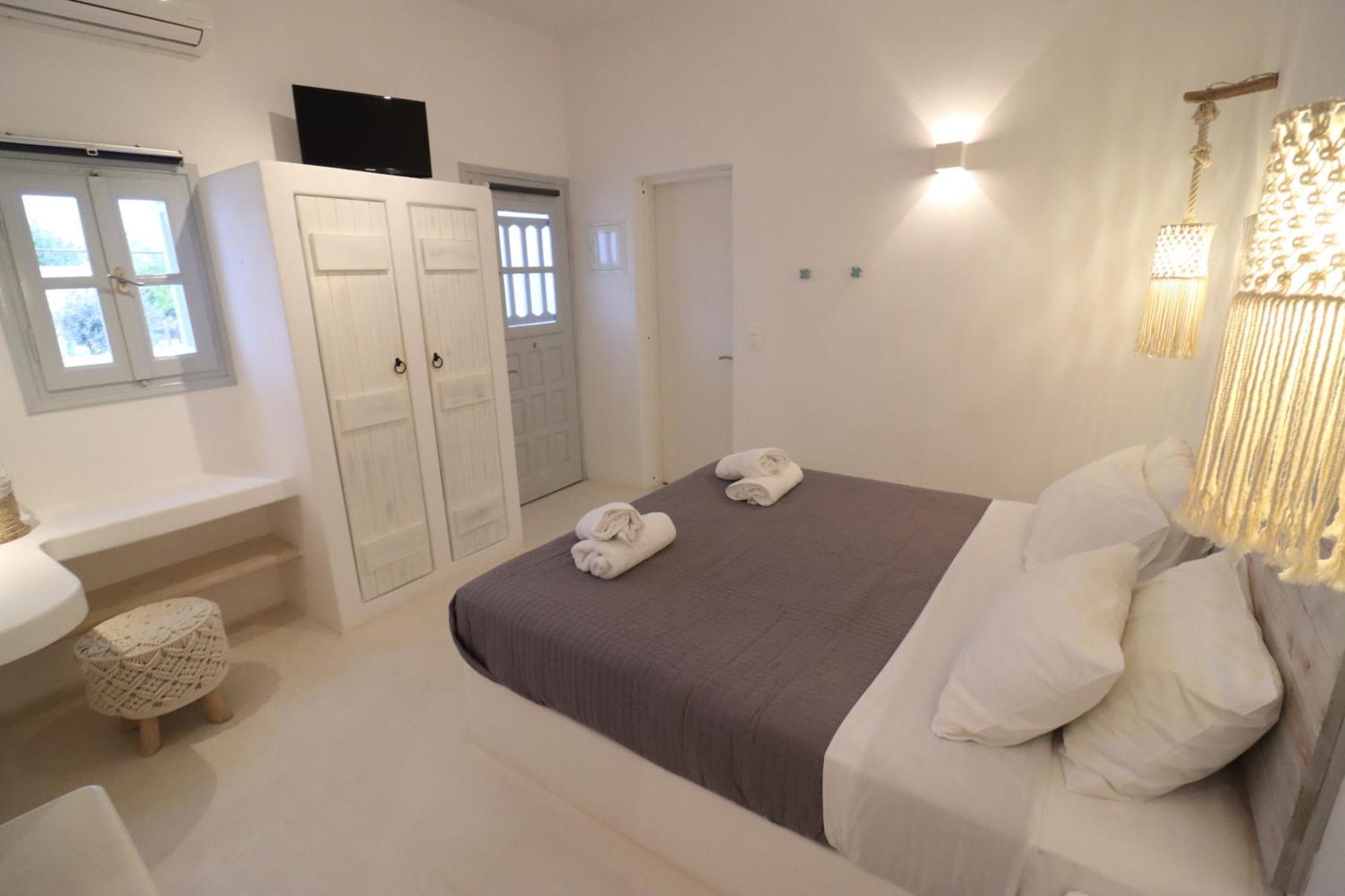 Flisvos Beach Studios Naxos City Экстерьер фото